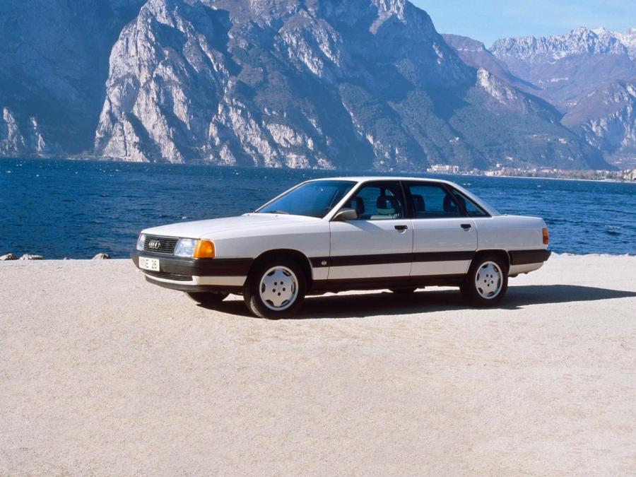  Audi 100 2.5 TDI (C3) 1990 года  (WW) (фото 1 из 11)
